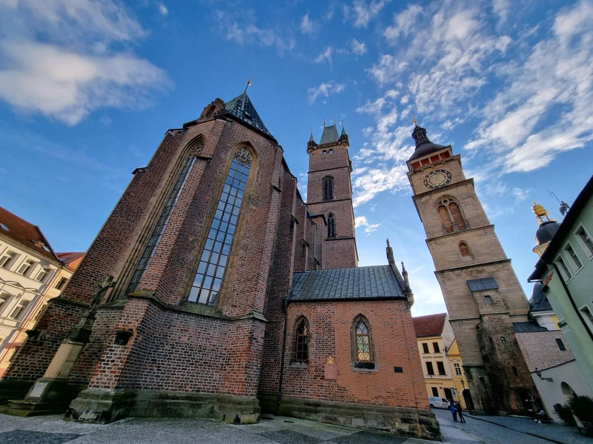 Luxusni Studio Na Velkem Namesti, Wi-Fi, Netflix Hradec Králové 외부 사진